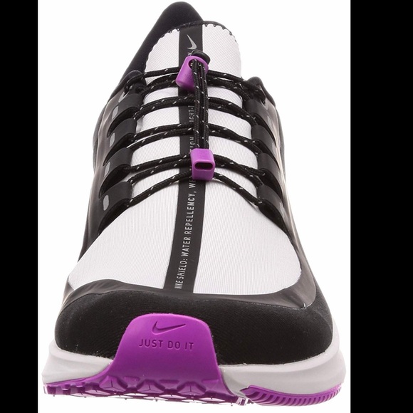 Mens Air Zoom Pegasus 35 Shield Running Shoes - Picture 2 of 8